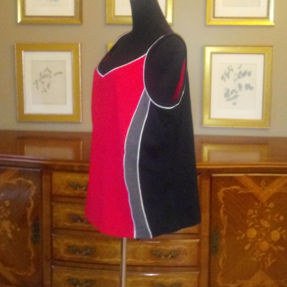 0207 Just My Size Sleeveless Top w/ Built In Bra - Picture 2 of 6